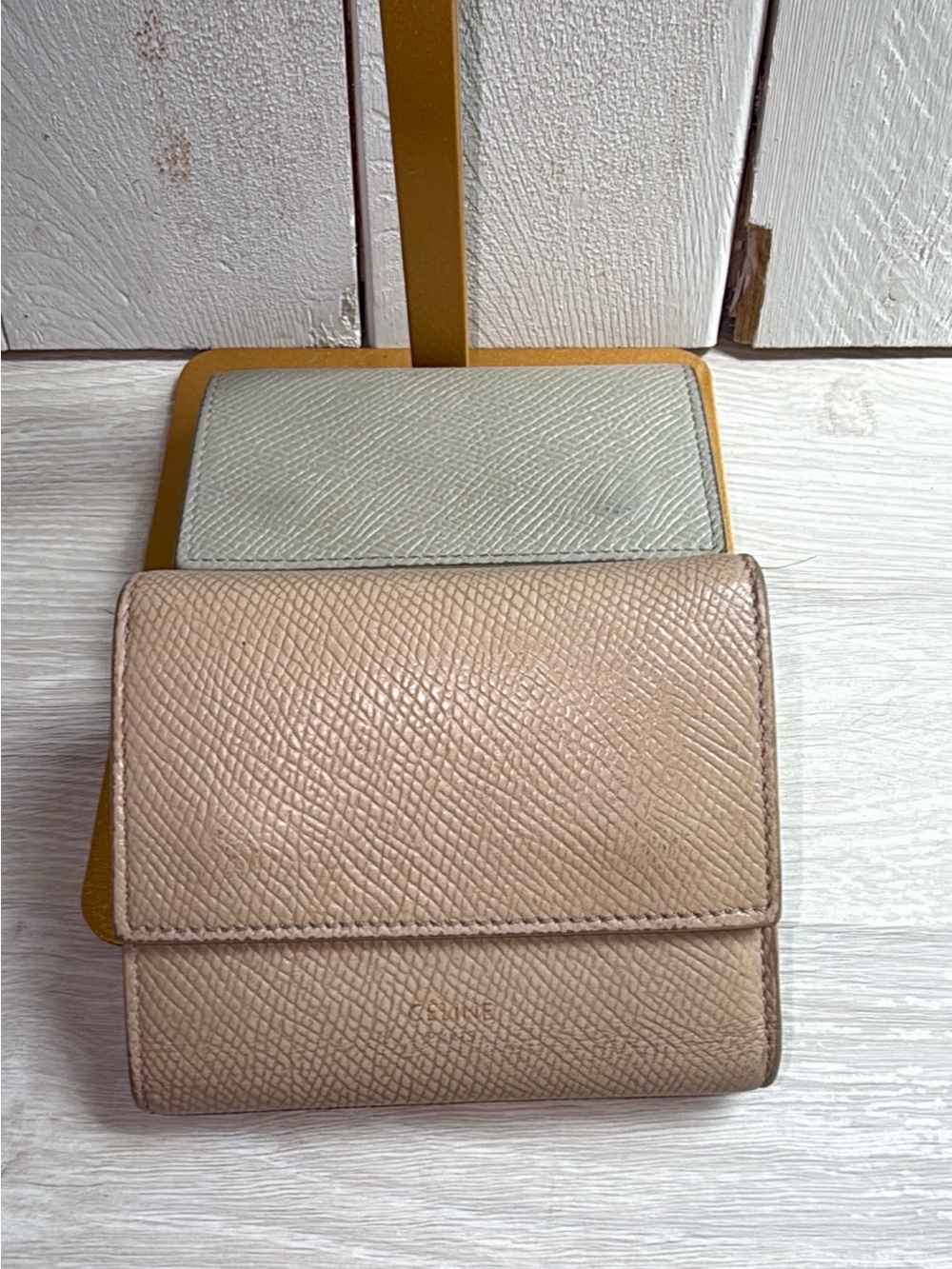 2020 Celine Small Trifold Wallet Compact Wallet
Nice condition !